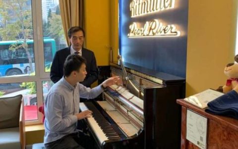 買珠江鋼琴和買雜牌鋼琴的區別？_鋼琴能不能買二手的 – 二手鋼琴展示中心