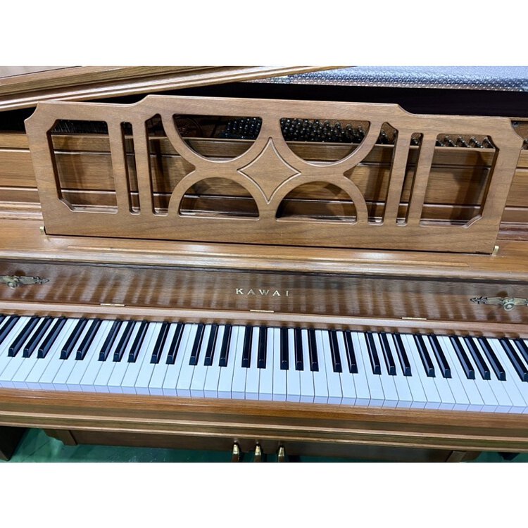 嚴選鋼琴  KAWAI-KL11WI  歐式復古 鏤空雕花譜架 中古鋼琴 二手鋼琴 線上選琴 優好選琴網 鋼琴店