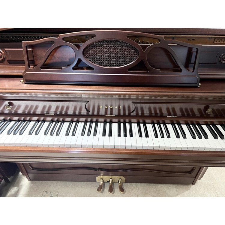 嚴選鋼琴 推薦 河合 KAWAI 804F 日本製 復古琴 雕花譜架 彎腳造型 手工機種 中古鋼琴 二手鋼琴
